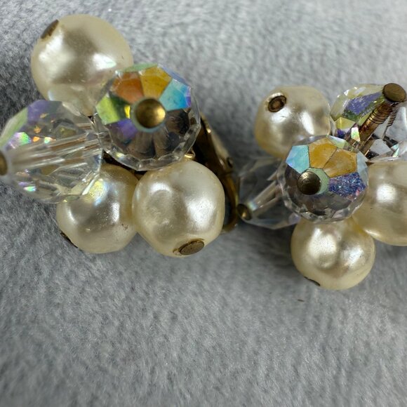 Vintage Faux Pearl & Crystal Beaded Cluster Clip-On Earrings Women MCM - Picture 4 of 16